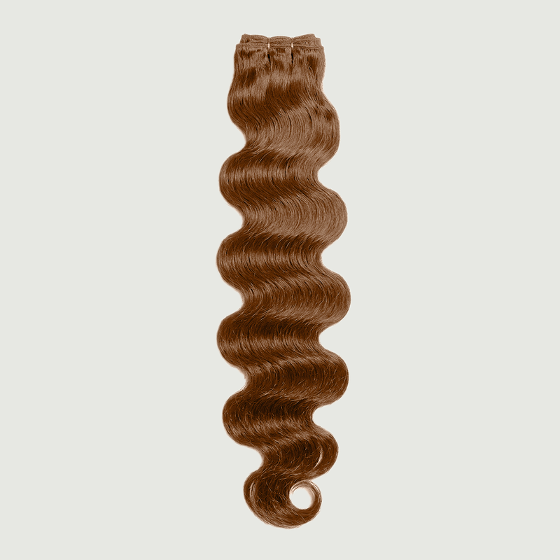 Weft - Kim K Wavy 32” Light Brown (150g)