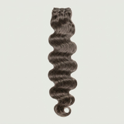 Weft - Kim K Wavy 26” Tiramisu (100g)